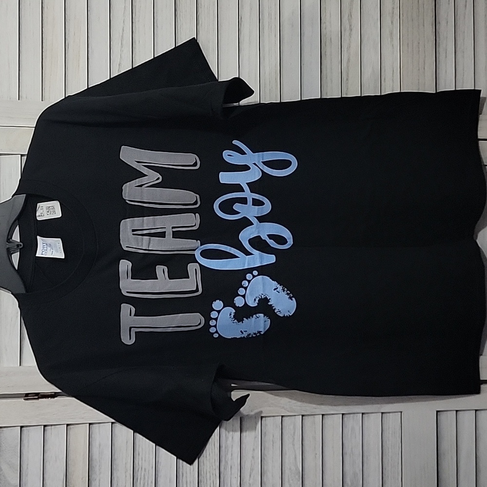 Men or Women' Black, Blue & Gray Team Boy Graphic Shirt 100% Cotton  Size Large